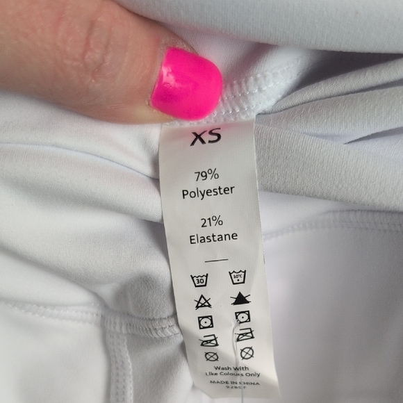 HALARA White Leggings Sleek Stretchy Design Crossover With Pockets. New. XS - Picture 11 of 11